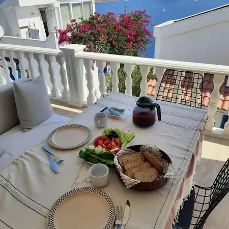 Impeccable 2-bed With Spectacular View Hotel 4*