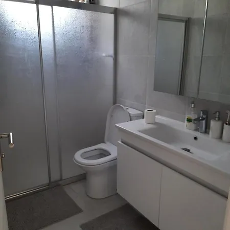 Impeccable 2-bed With Spectacular View 호텔 Giris