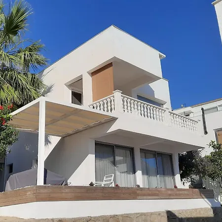 Hotel Impeccable 2-bed With Spectacular View Giris